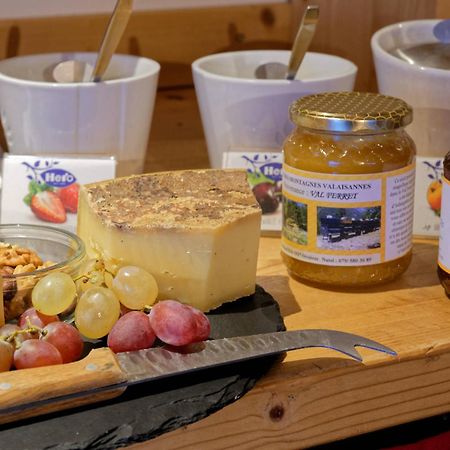 Orsières Auberge Des Glaciers מראה חיצוני תמונה